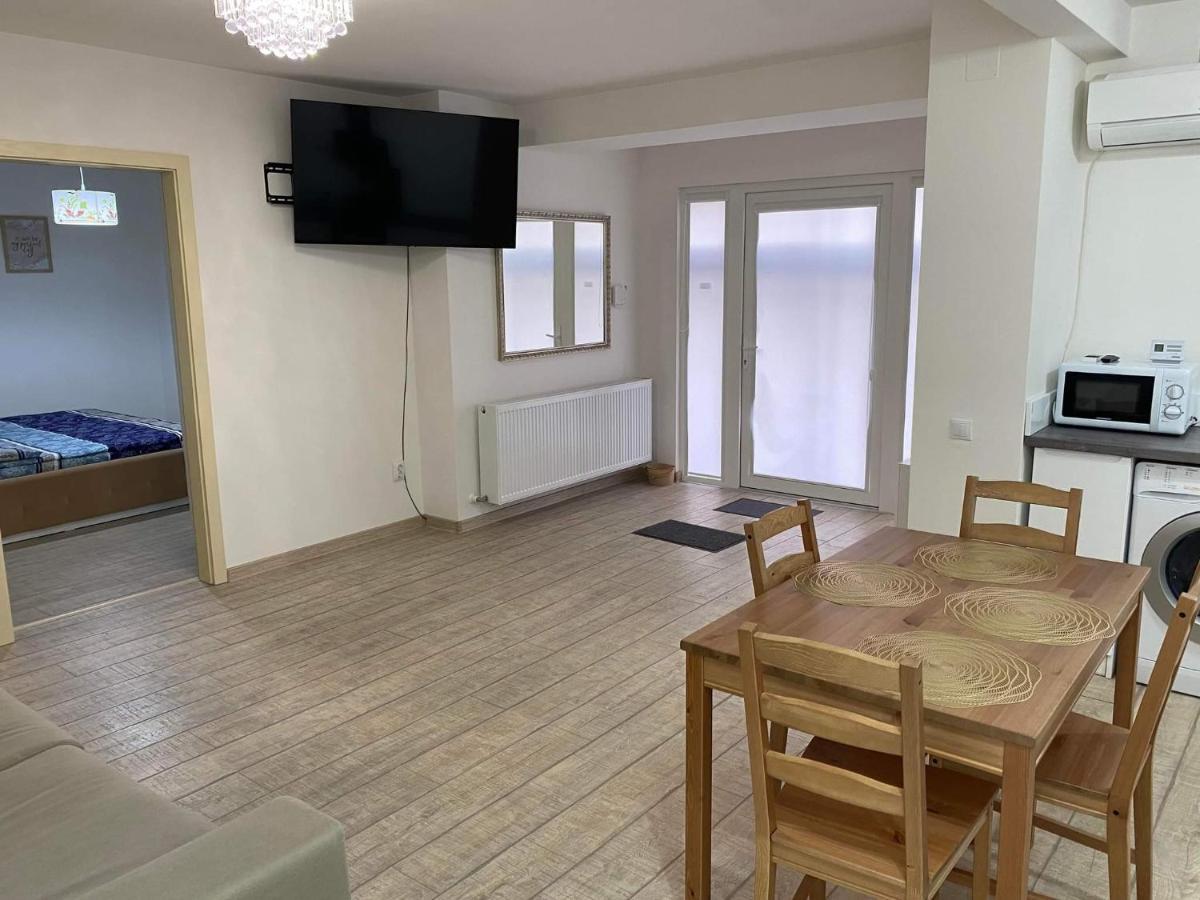 The Best Apartament Central Hunedoara Exterior photo